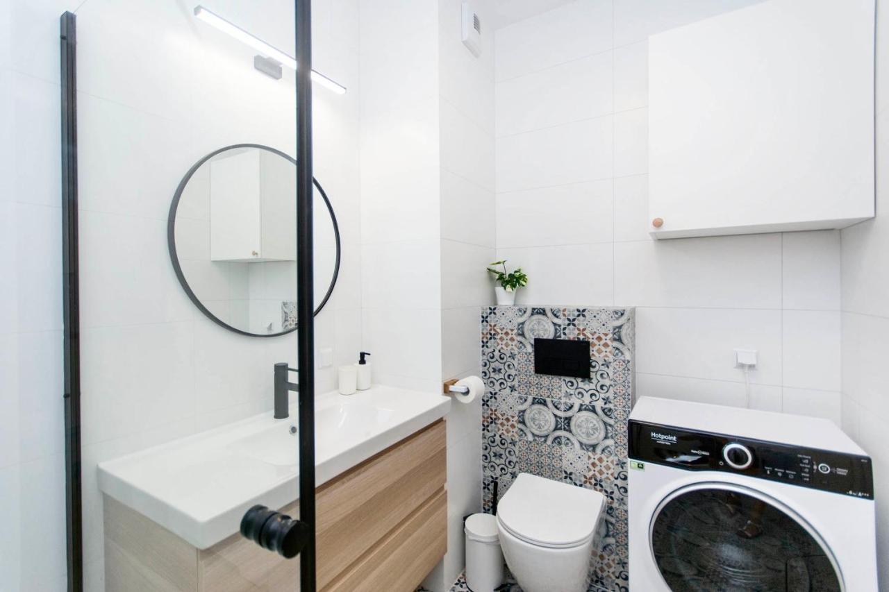 Citystay Centrum Gdansk Apartment מראה חיצוני תמונה