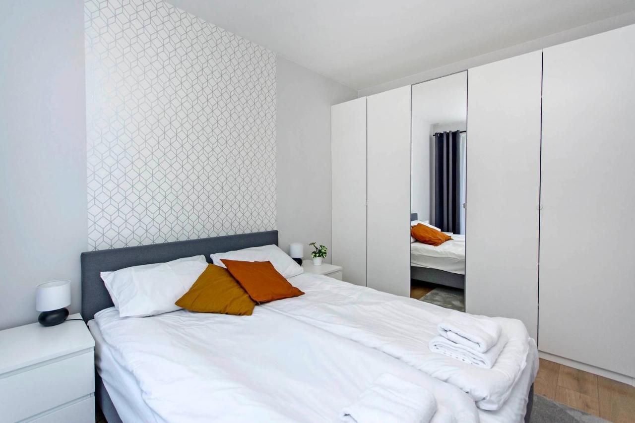 Citystay Centrum Gdansk Apartment מראה חיצוני תמונה